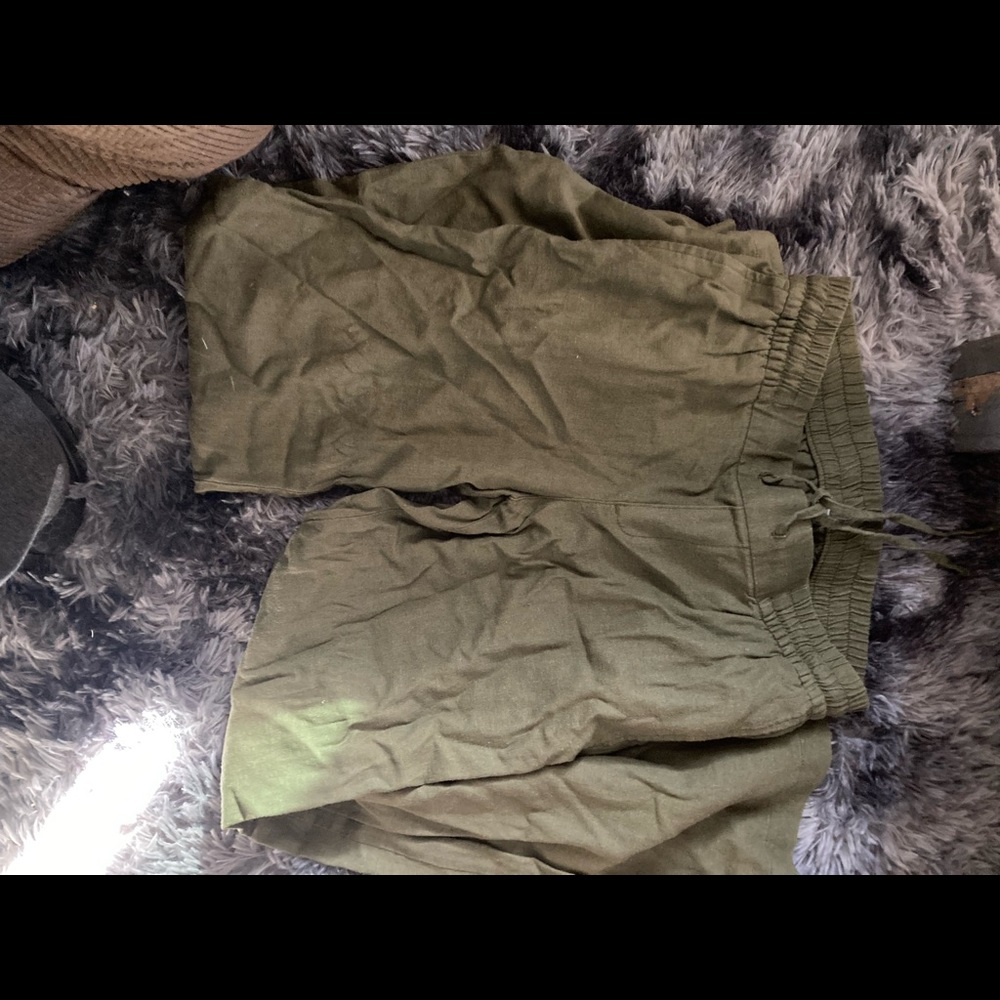 Old Navy linen pants.  Size XS. Worn once